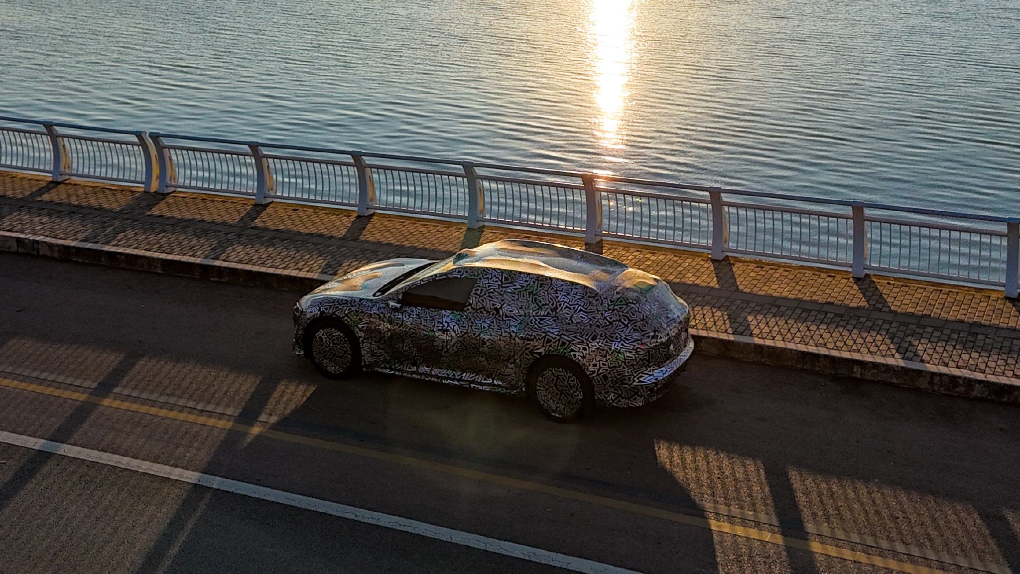 阿维塔全新旅行车谍照曝光，外观引热议