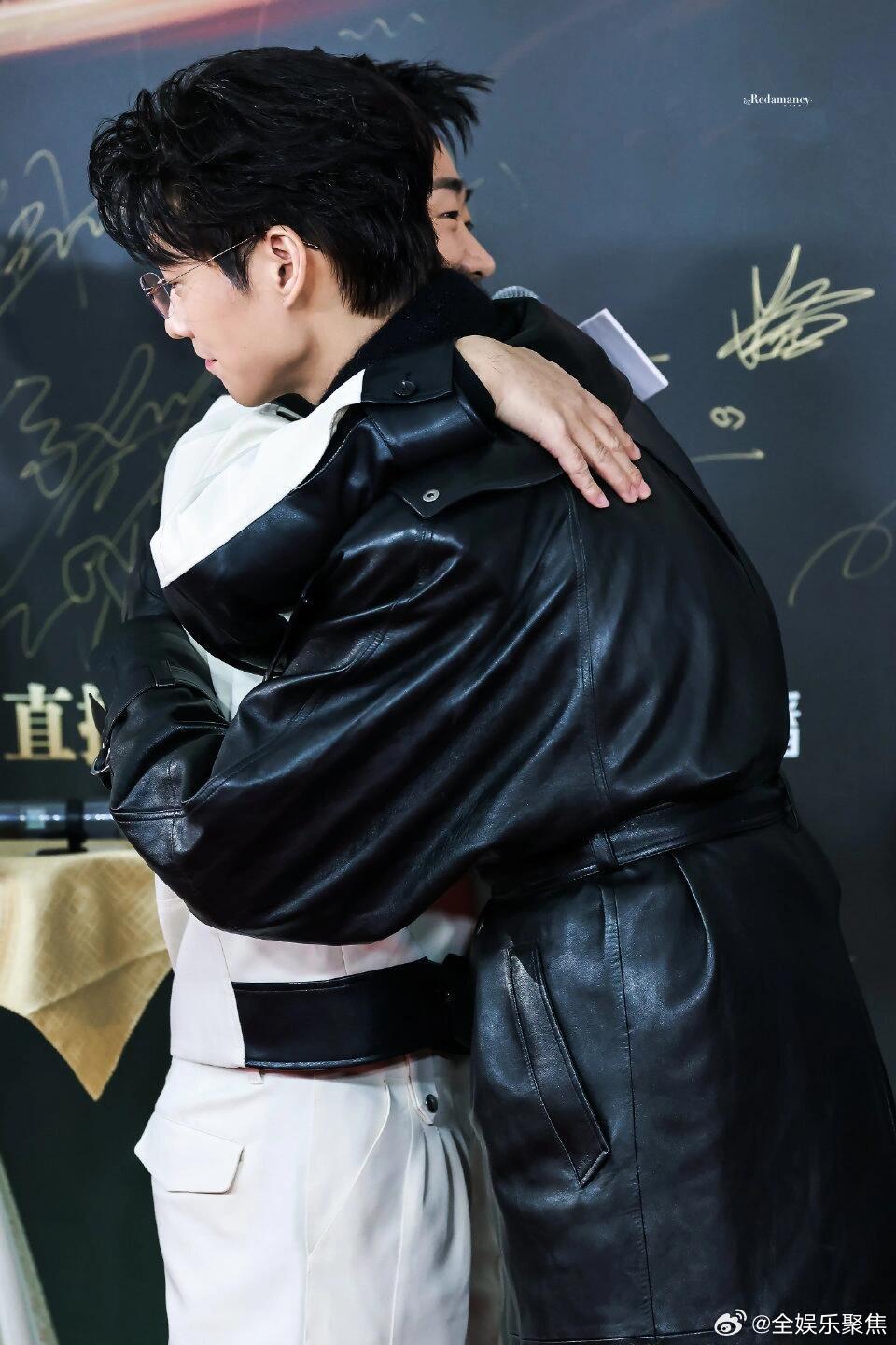 魏大勋杨迪周五晚综艺互动引热议