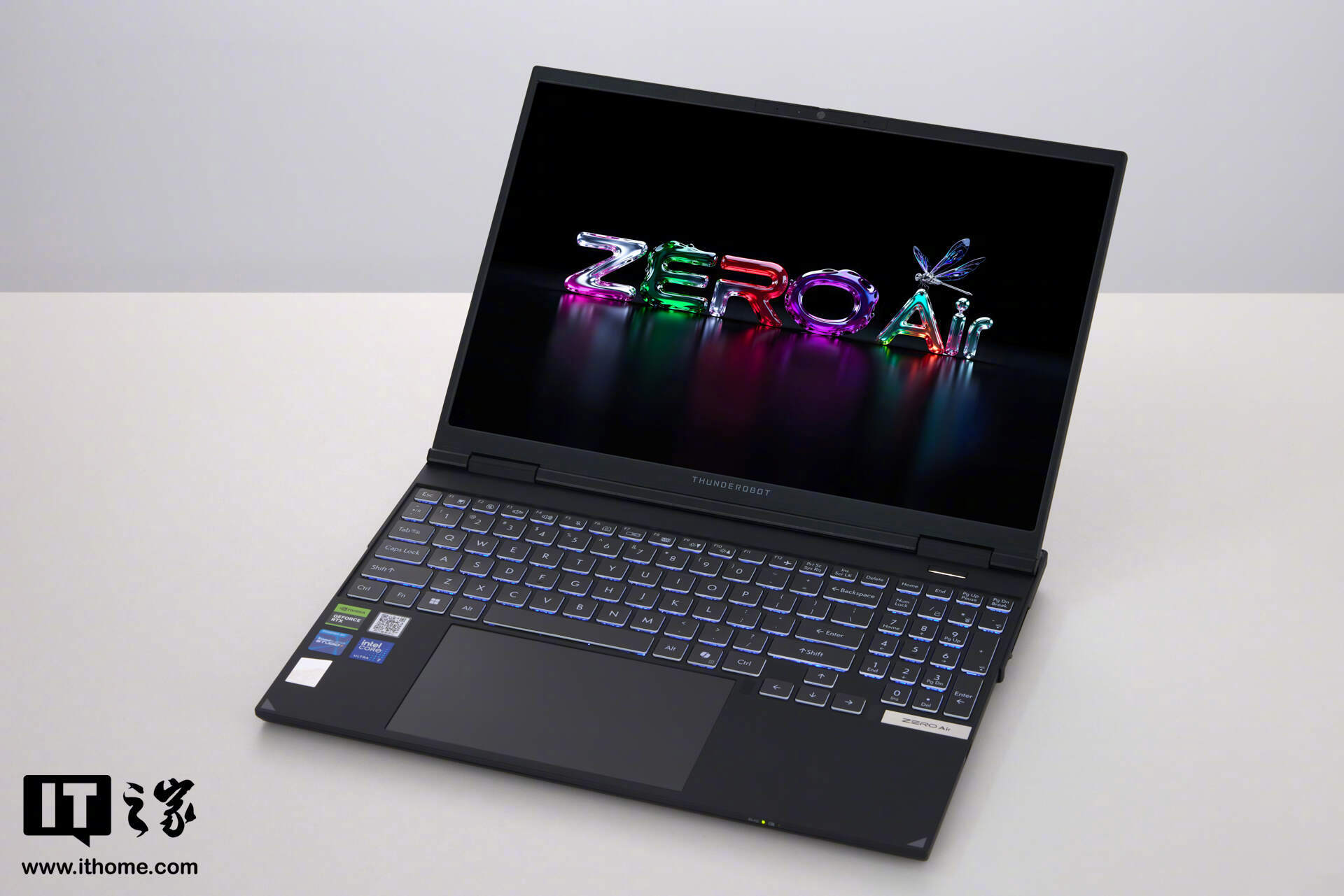 雷神ZERO Air 15游戏本评测：1.54kg机身释放160W性能