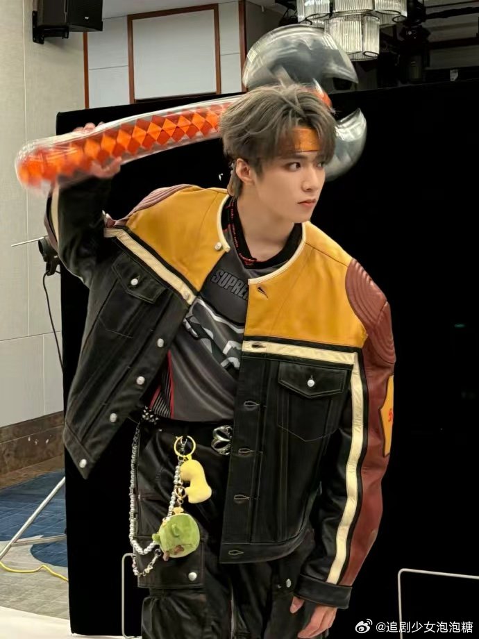 刘耀文宇宙闪烁live图曝光，新综之旅即将播出