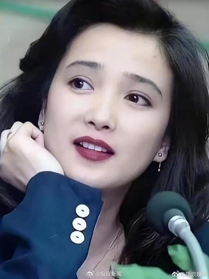 何晴儿子许何发文澄清父亲许亚军继母张澍默默相助