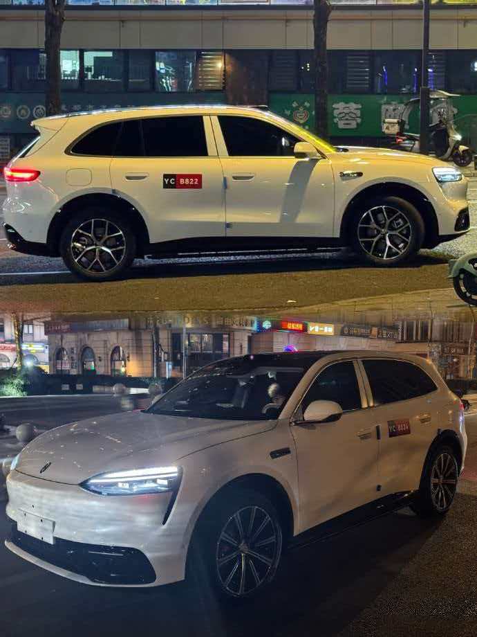 问界M6实车亮相，侧面神似卡宴引热议