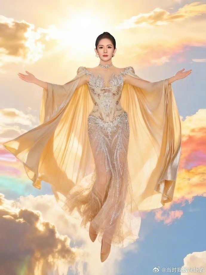 谢娜回应早年艺名风波，称快乐感染观众