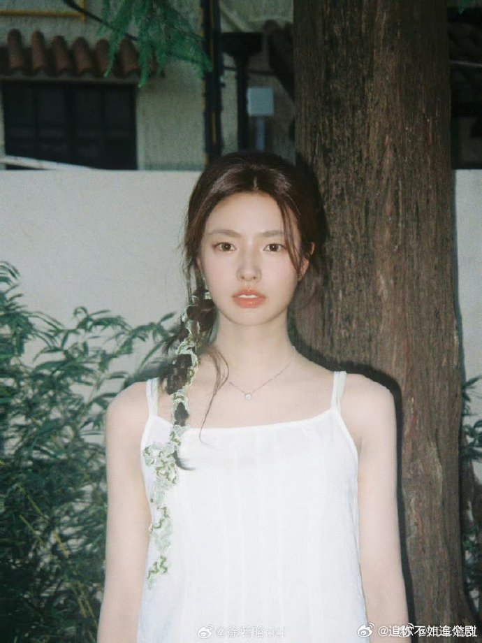 杨洋为玉簟秋剧组送奶茶暖心宠粉