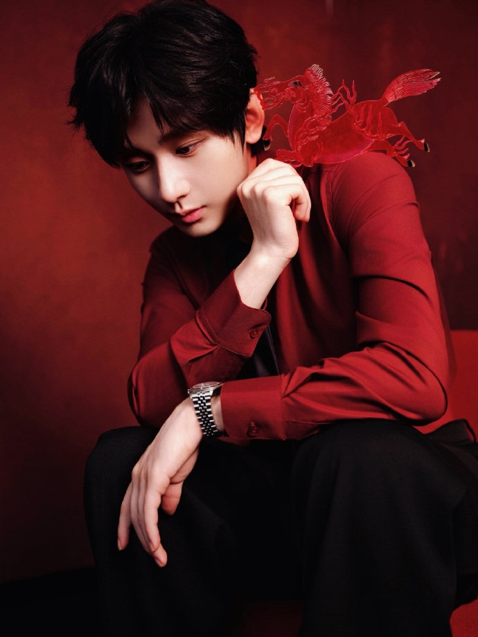 成毅发布新春贺岁图