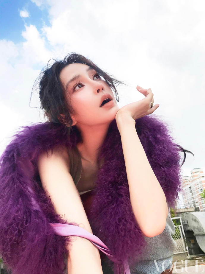 VOGUE工作人员夸Angelababy，美貌无敌引感叹