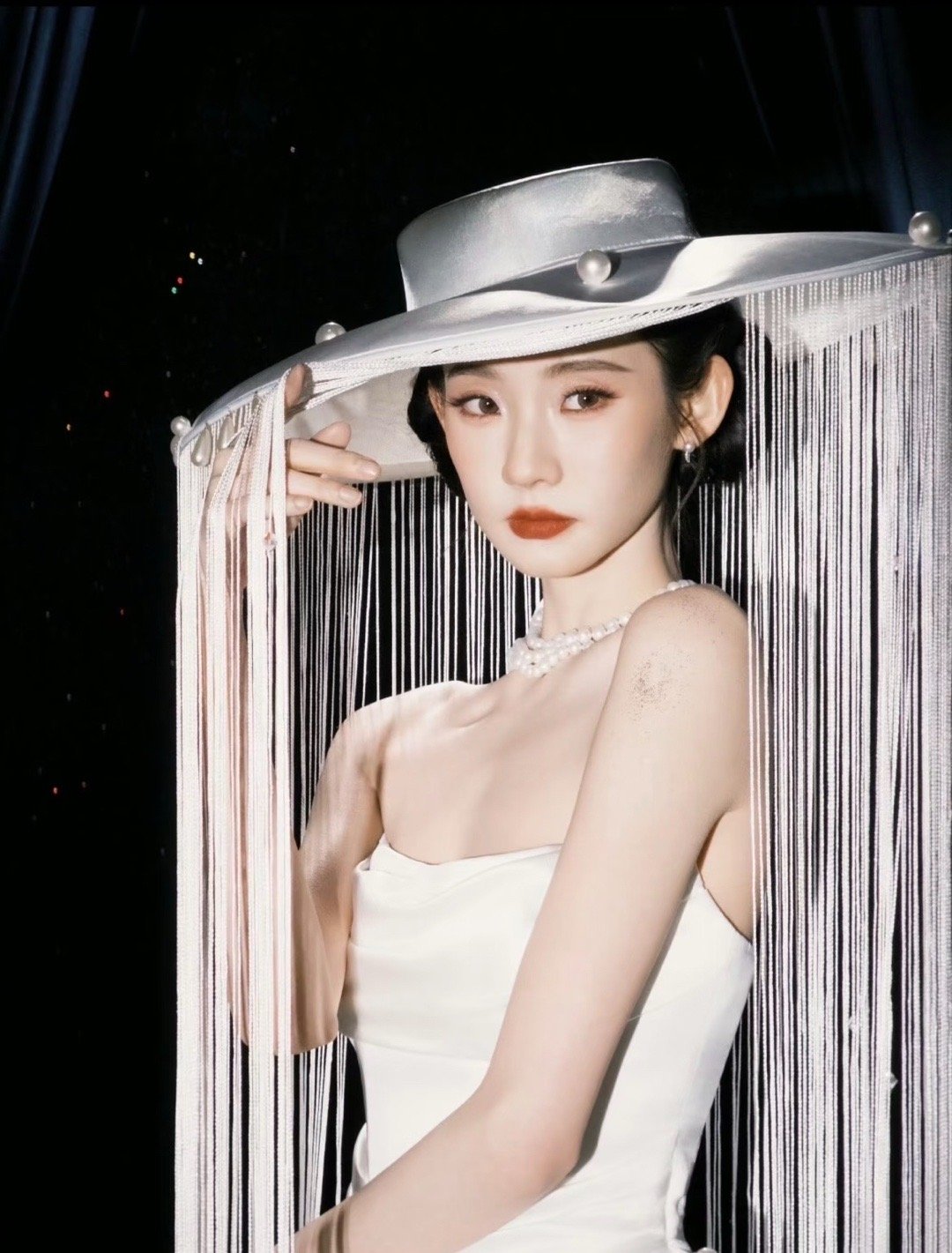 张艺凡刘雨昕等15位明星流苏造型亮相