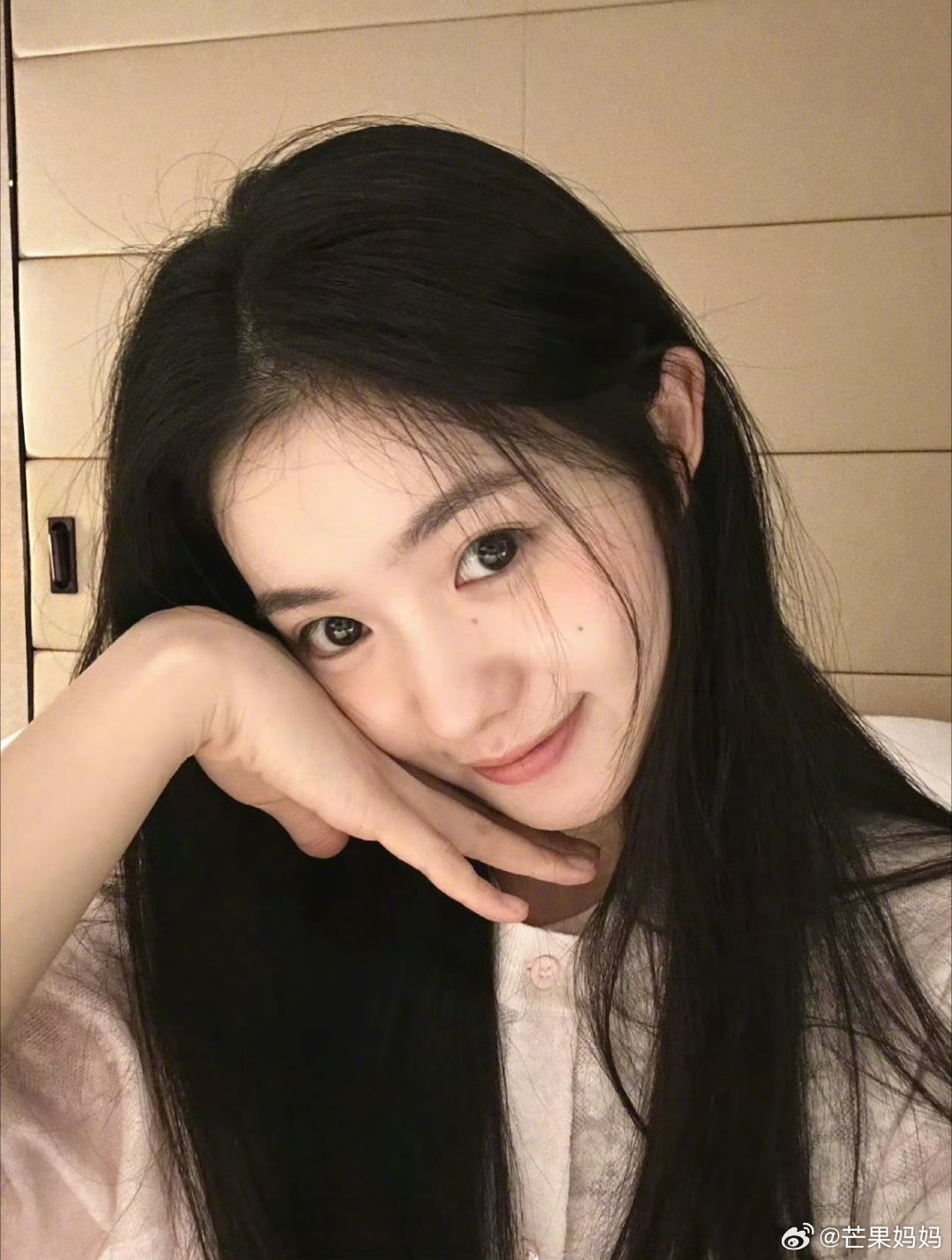赖伟明21年评论刘浩存视频，叮嘱吃粽子引热议