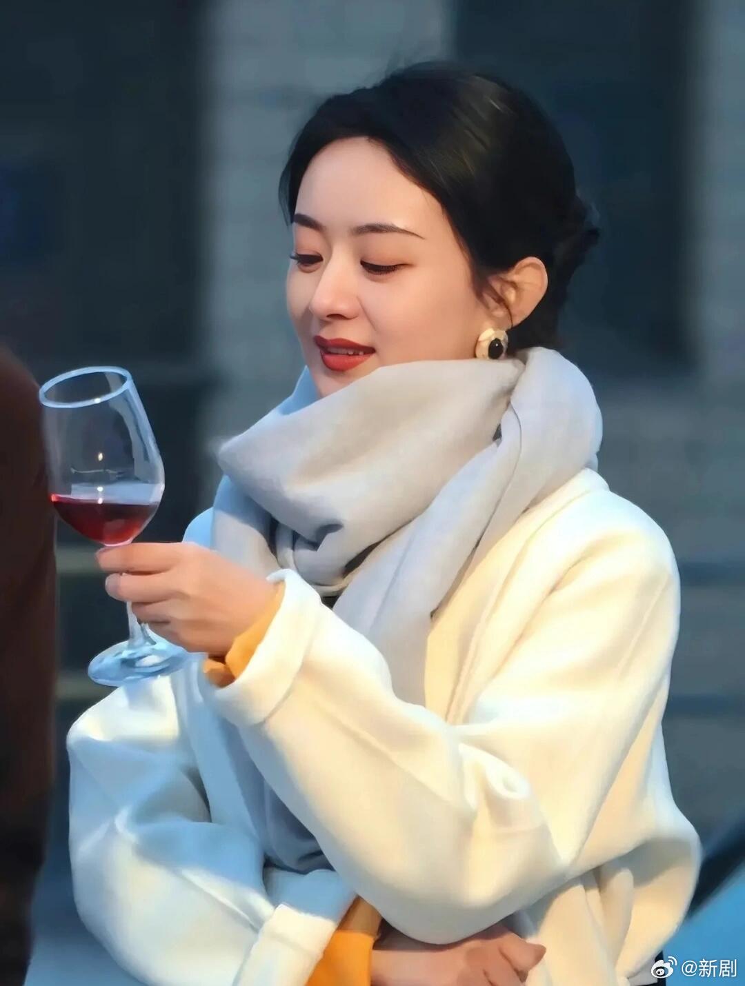 赵丽颖风吹半夏开播三周年，许半夏涅槃重生