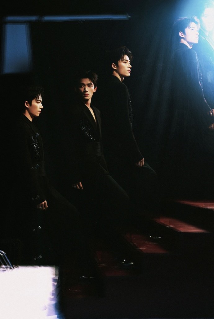 王星越24岁生日发文称我还是那个看云做梦的人