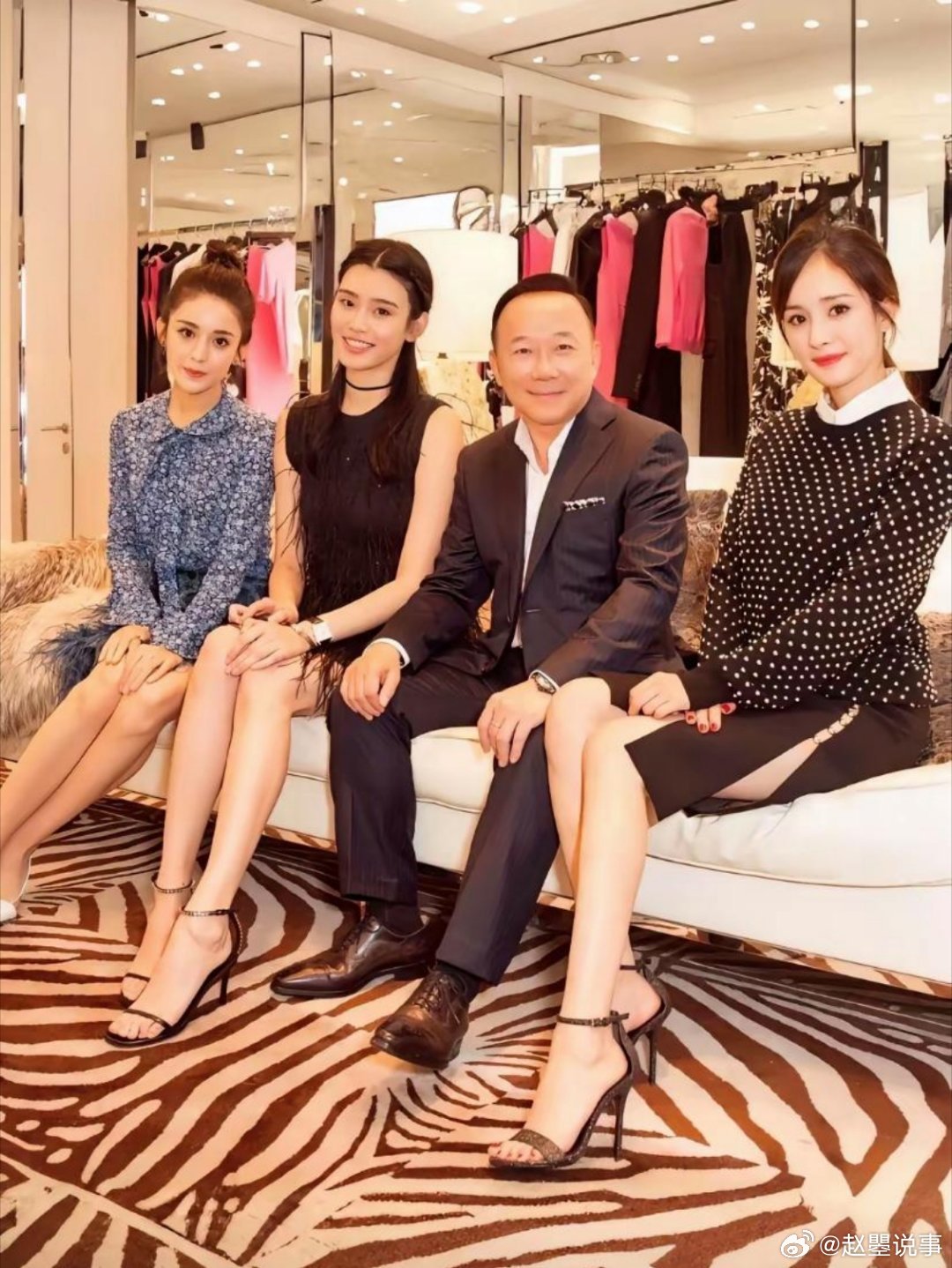 娜扎奚梦瑶杨幂同框比美，造型各具特色