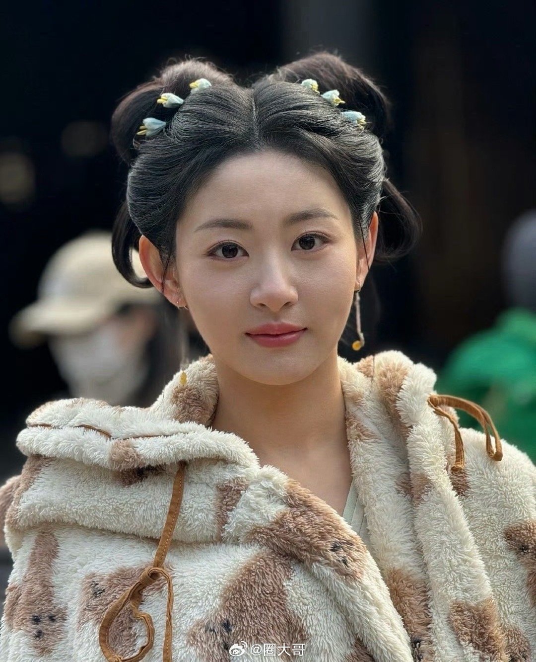 于正称赵晴肌肉杠杠的背男主不用威亚