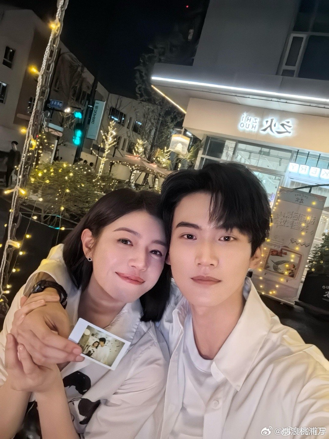 周柯宇发文感谢岑矜：谢谢你来到李雾的世界