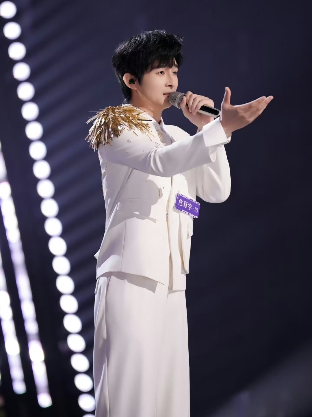 危晋宇魔改牛仔很忙引热议，周杰伦都听不出原曲