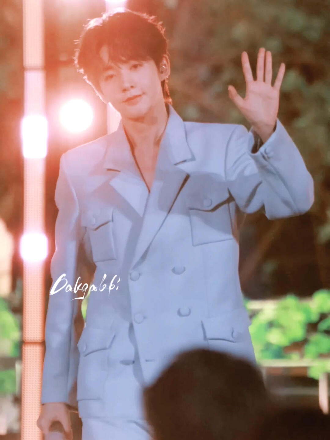 邓为田曦薇等16位明星饭撒瞬间曝光