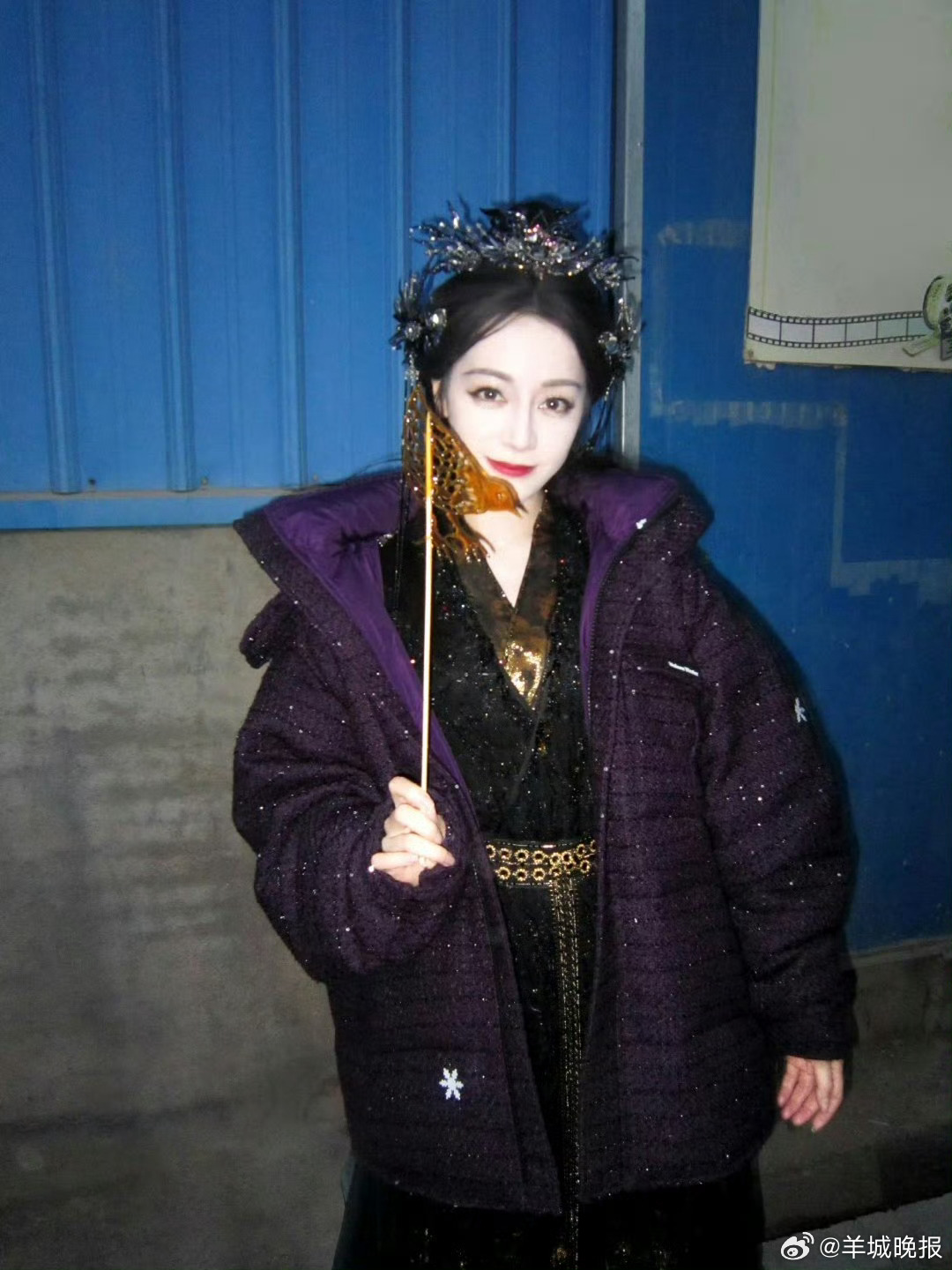 迪丽热巴等明星晒糖画迎新春