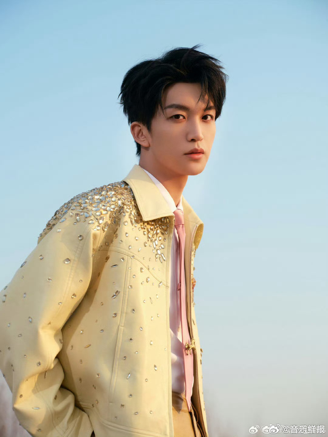 黄子弘凡活力神似年轻邓超