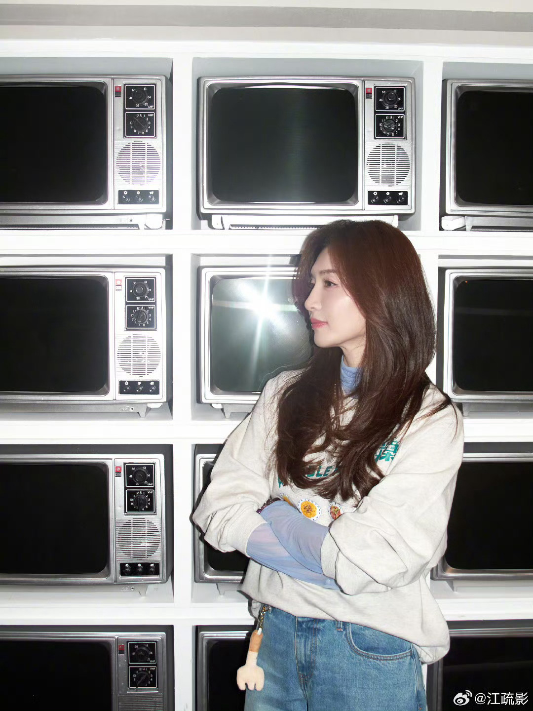 网友提议影石签约江疏影代言，谐音引热议