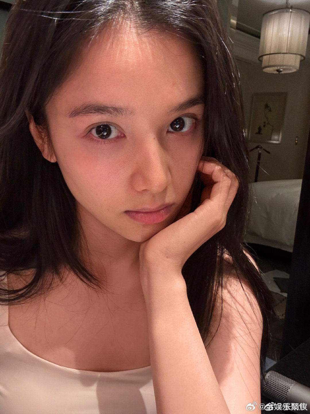 张婧仪回应演戏会爱人细节，放大对方可爱点