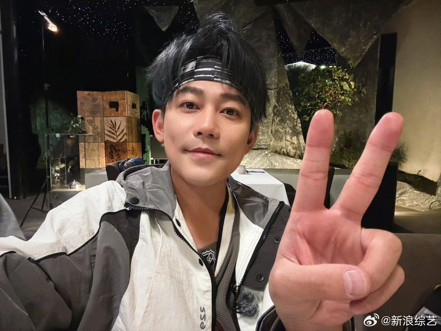 苏醒录团综五天瘦四斤，与李昊同游虎跳峡