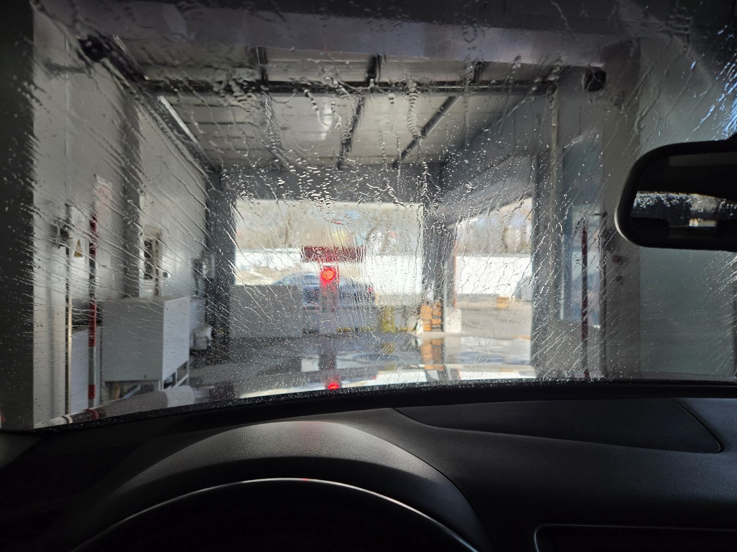 春节前洗车无需排队，车主直呼意外