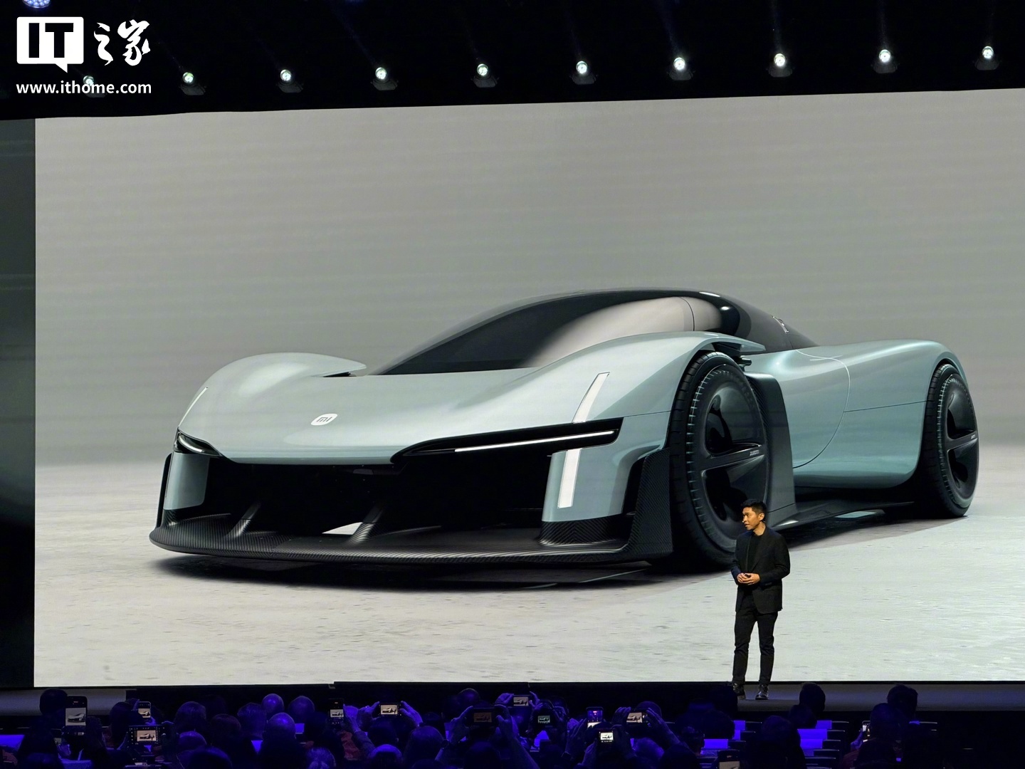 小米Vision Gran Turismo超跑设计细节首曝，风阻与下压力平衡