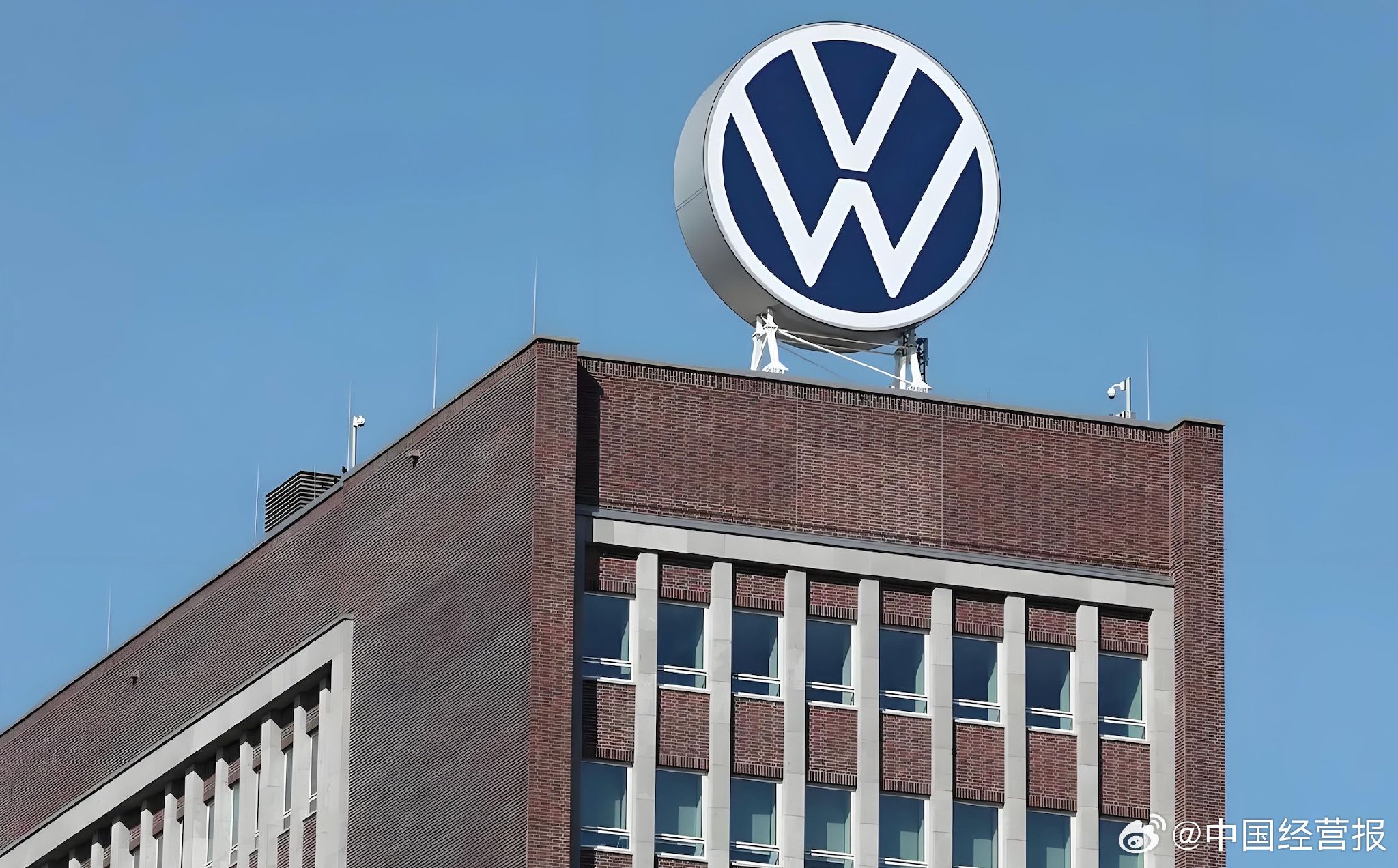 大众支付知识产权费获小鹏CEA架构，首款车型18个月落地