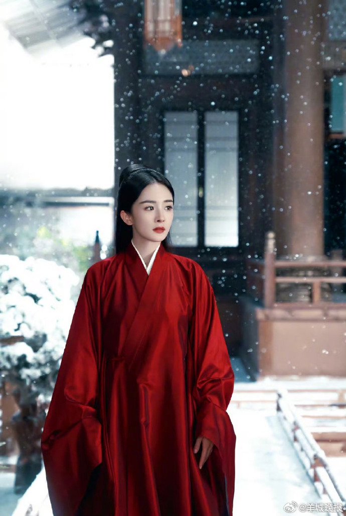 众女星红衣古装造型盘点，杨幂刘诗诗杨紫迪丽热巴等出镜