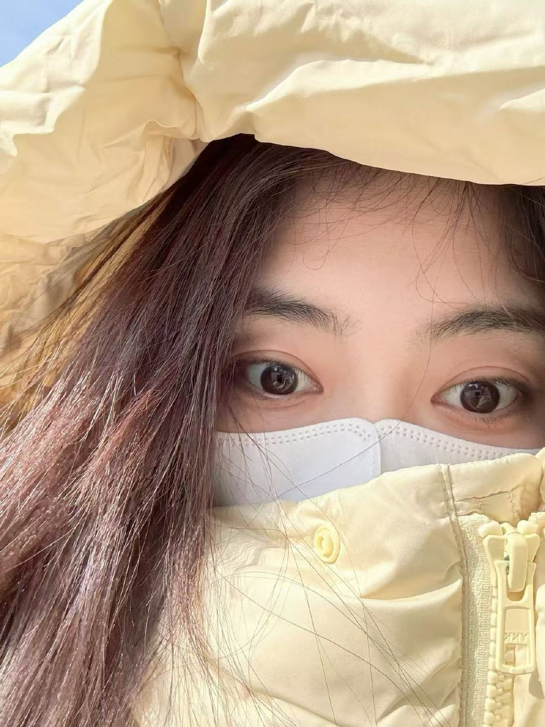 谭松韵立春发布营业照