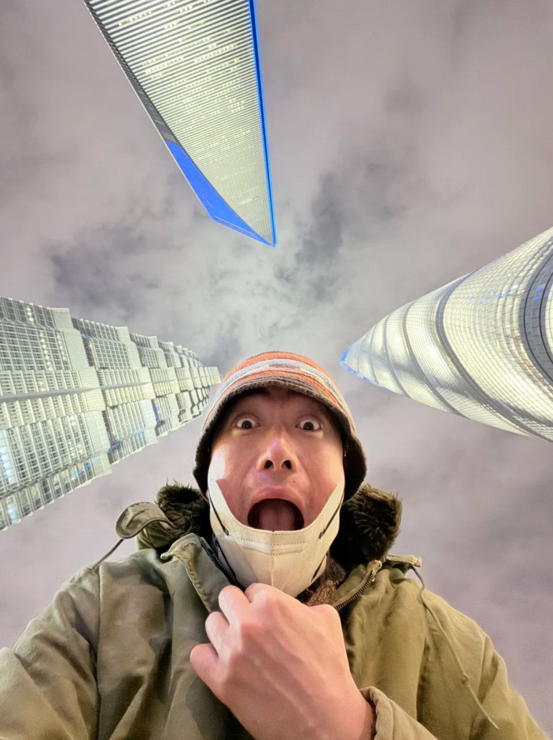 刘翔打卡上海四件套，幽默互动引网友热议