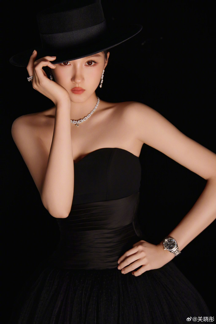 关晓彤宋轶等十位女星亮相时尚之夜红毯