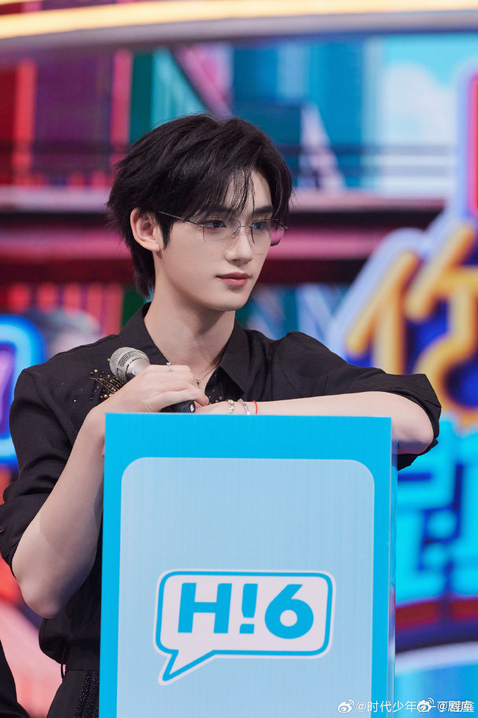 丁程鑫张艺凡你好星期六上演高强度对抗