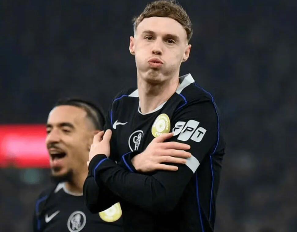 埃弗拉称帕尔默是曼联完美引援，转会费或达1亿英镑