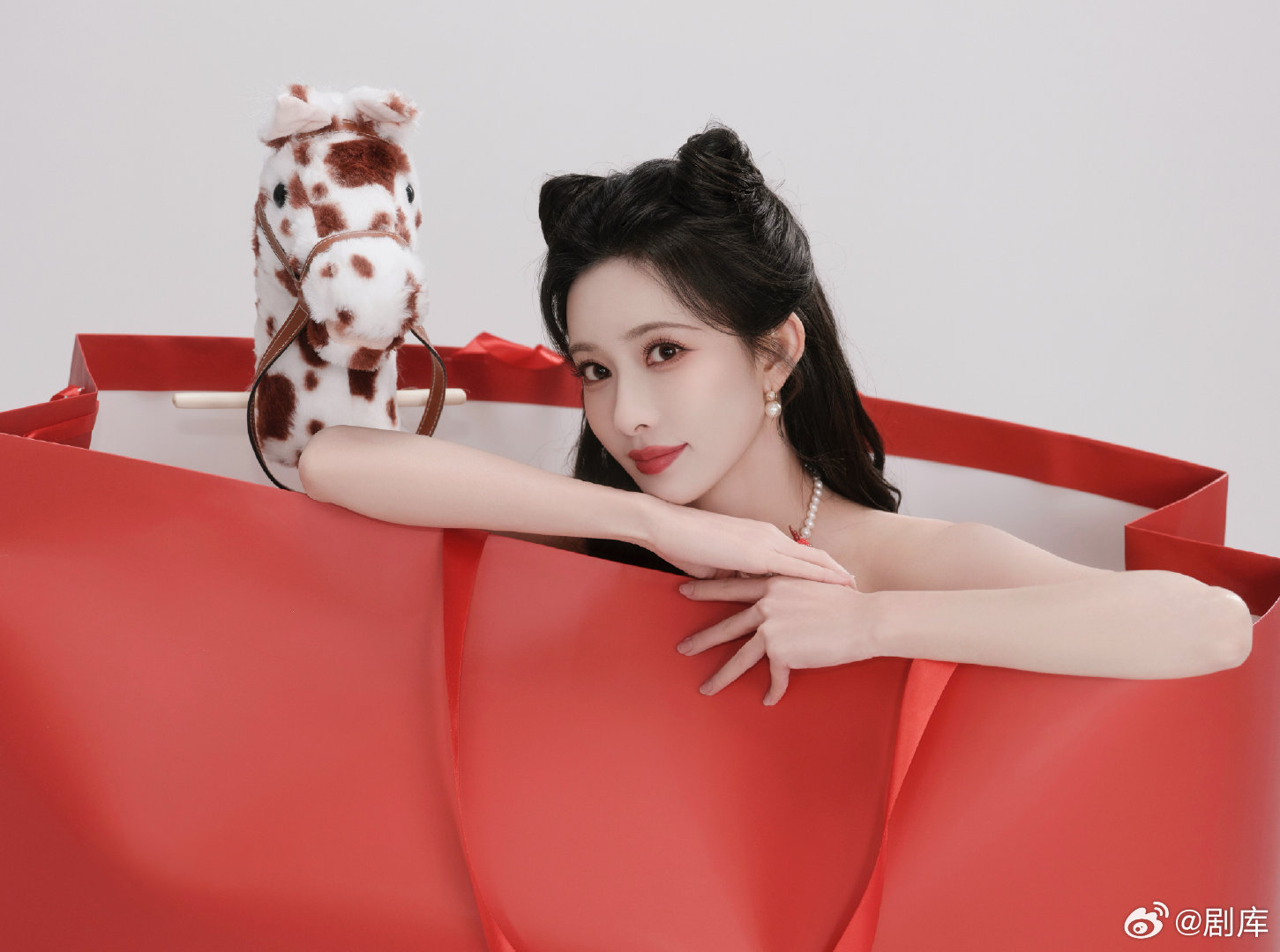 孟子义看错字认真反省，新年愿享通到底