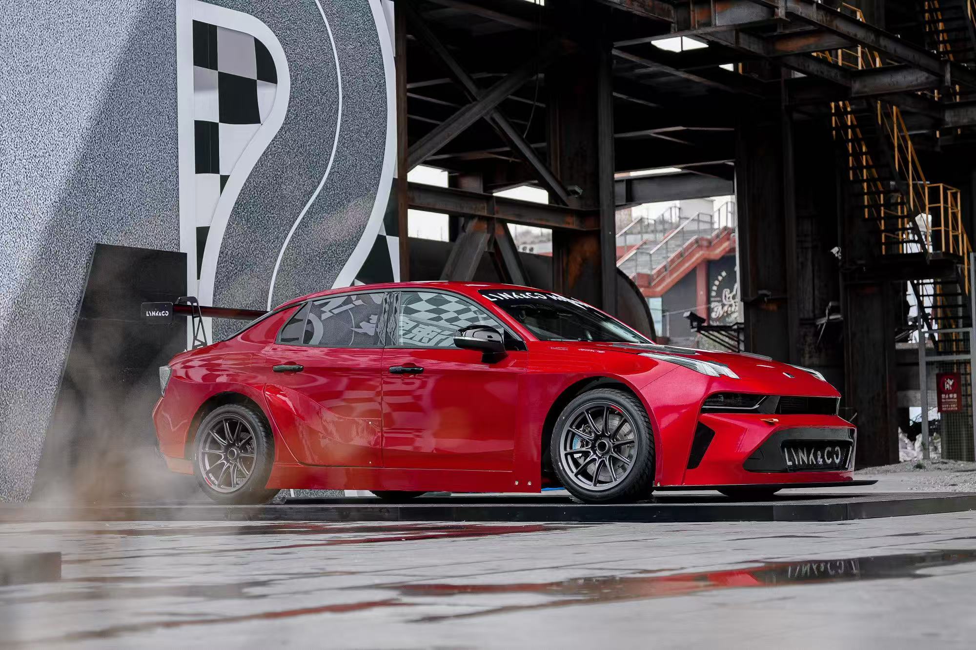 中国首款自研量产TCR赛车正式亮相