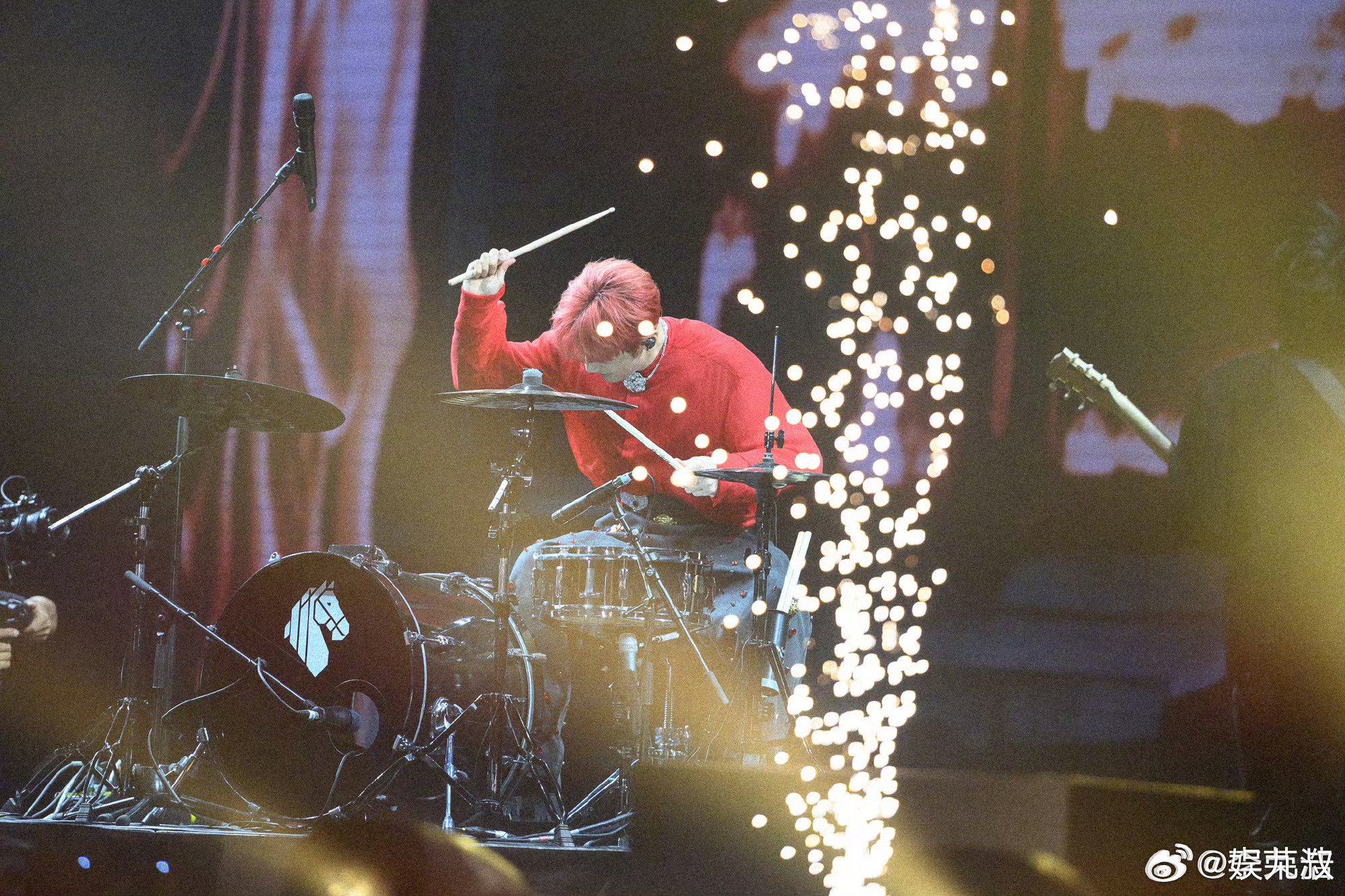 李荣浩2026巡演城市清单公布，兑现去年黑马承诺