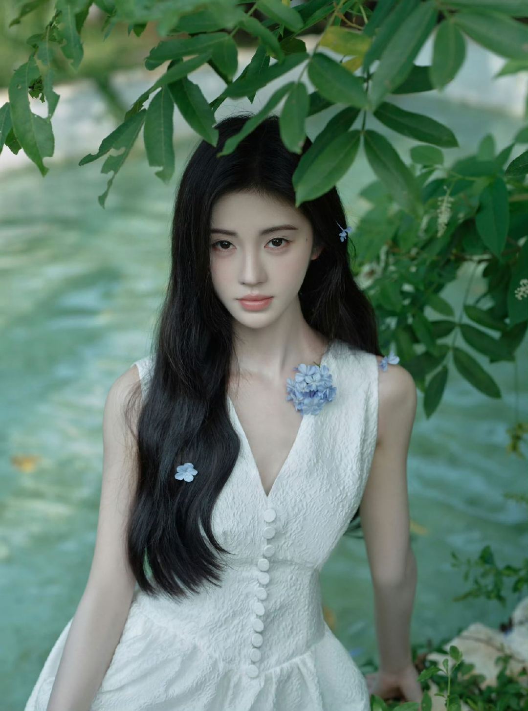 律师解读鞠婧祎合约纠纷，分析新人签约注意事项