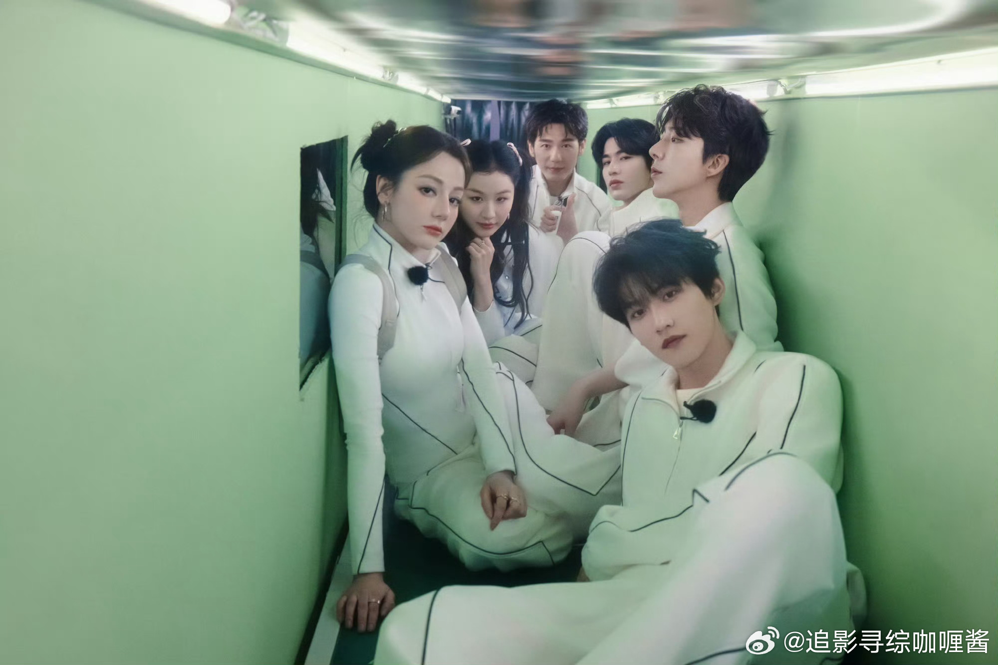 开始推理吧全员包场张凌赫新片《逐玉》