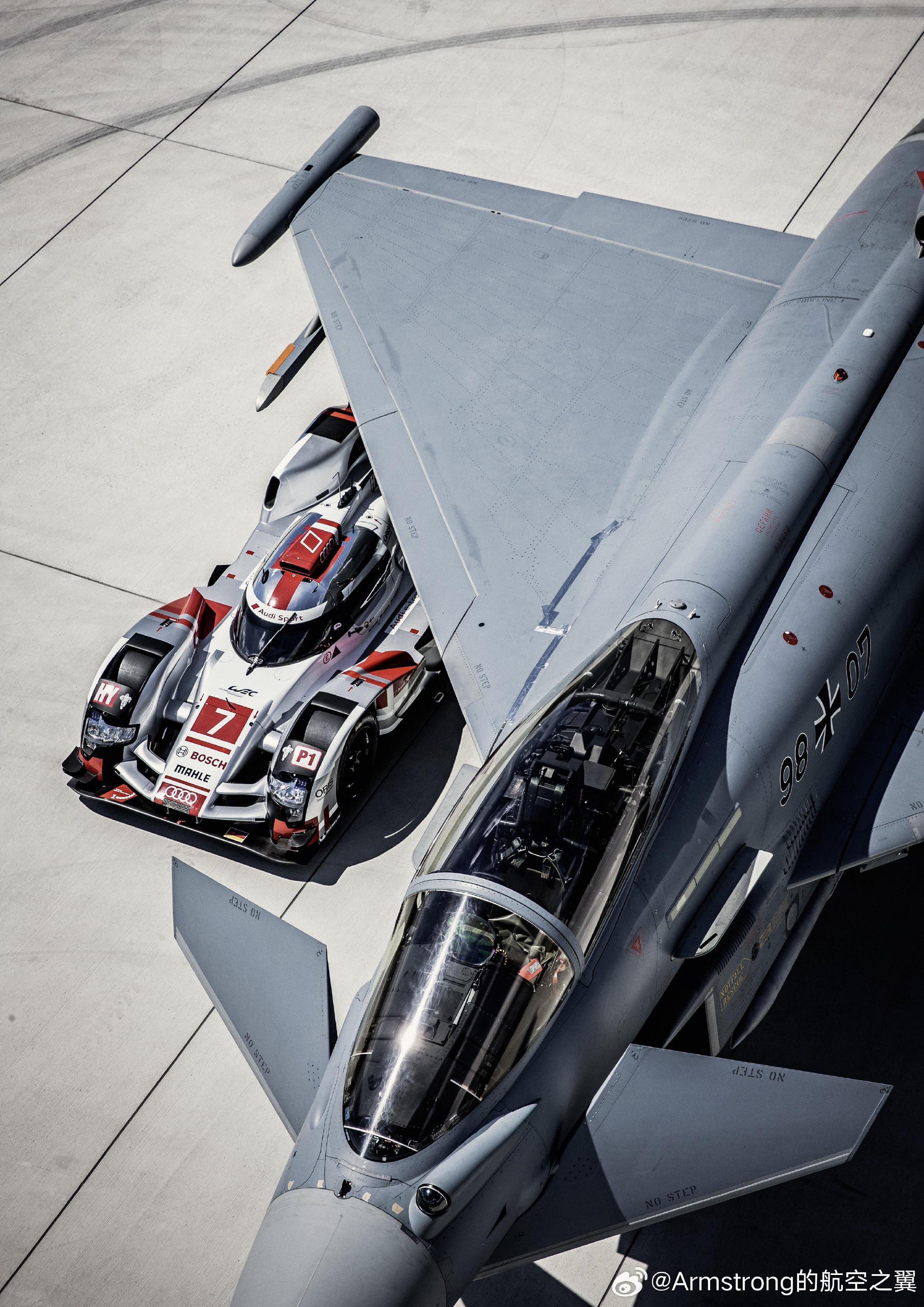 奥迪R18 e-tron quattro混合动力赛车亮相WEC