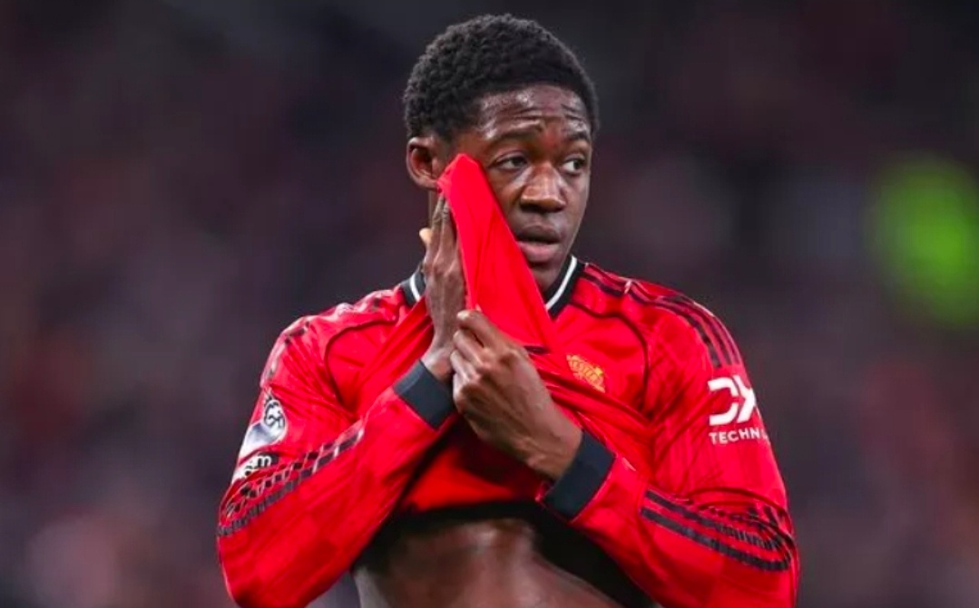 B费伤缺后，曼联的冬窗引援策略与中场布局将面临怎样调整？