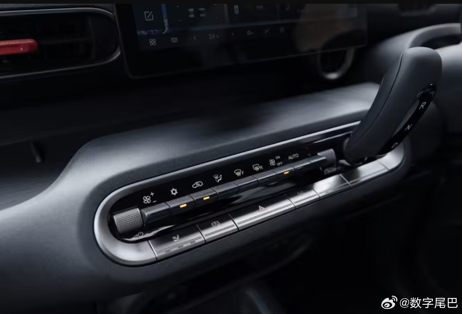 比亚迪纯电K-Car RACCO海獭内饰曝光，挂挡设计引关注