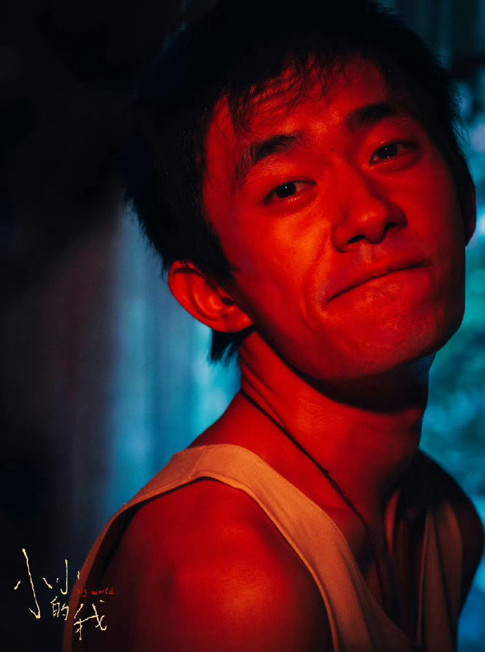 易烊千玺演技获虎吉糊糊点赞，影迷团再增两人