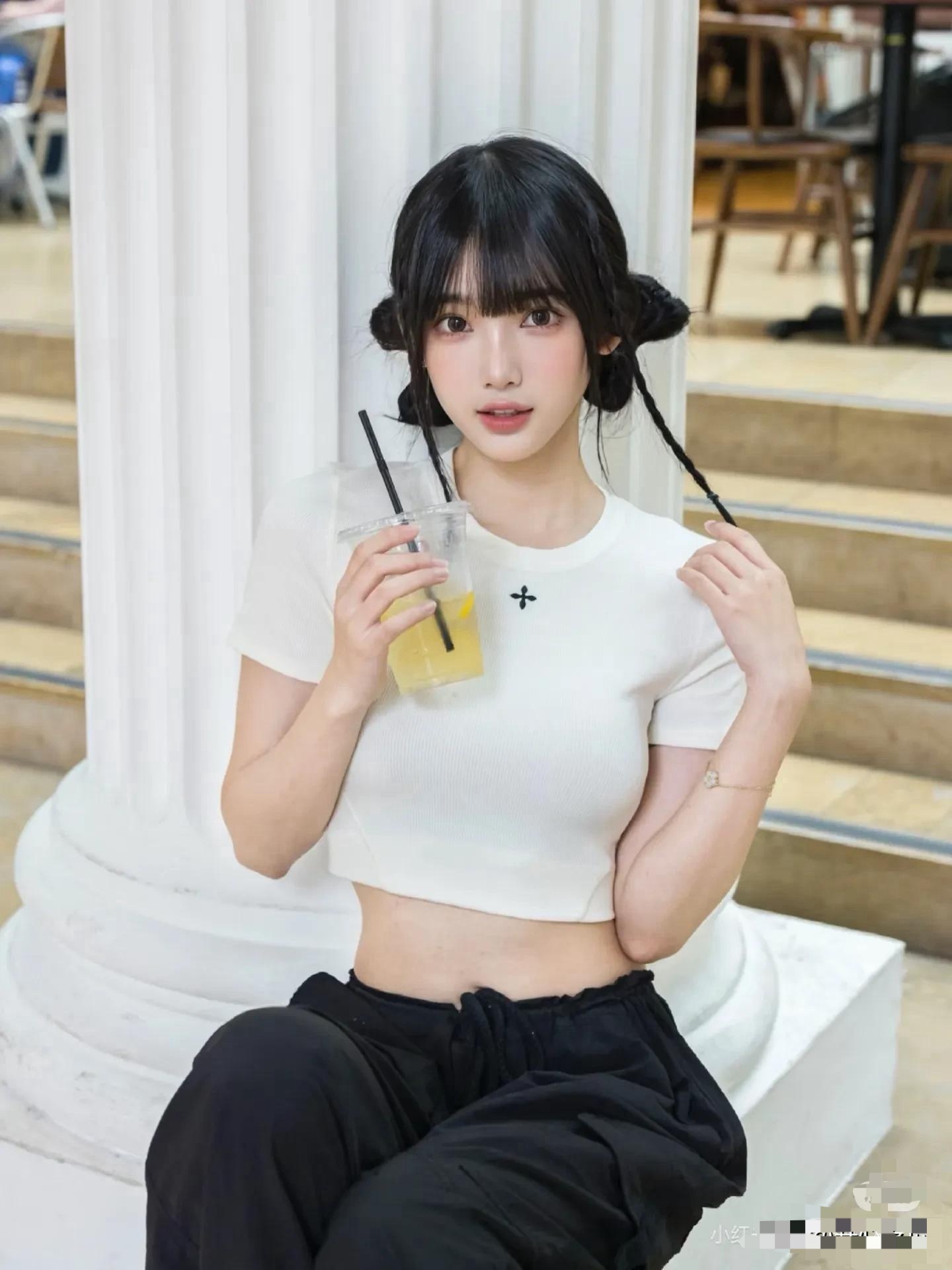 林俊杰女友七七24岁网红引关注