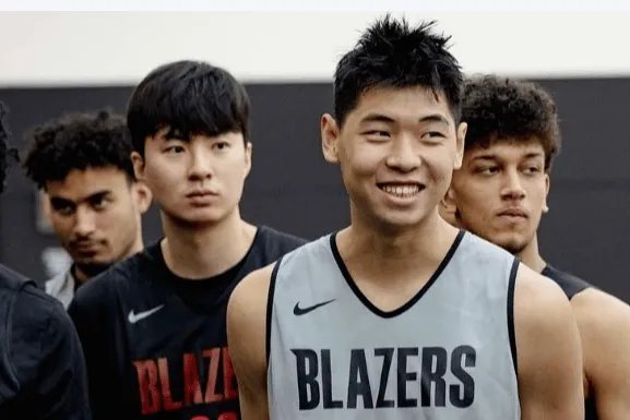 李贤重赛后谈崔永熙，称想念昔日队友盼同场竞技