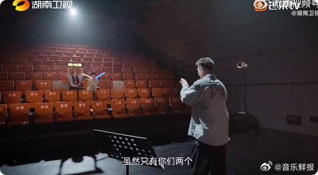 周柏豪为唯一观众倾情献唱，诠释歌手职业态度