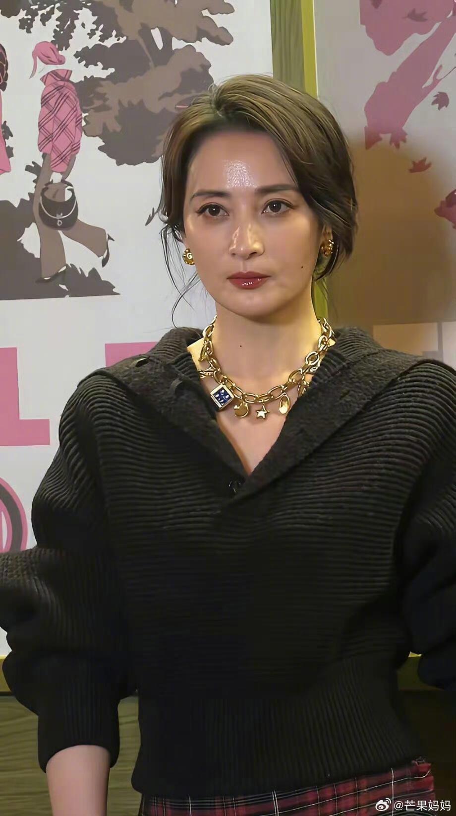 蒋勤勤50岁生图状态惊艳，网友赞不愧纯元