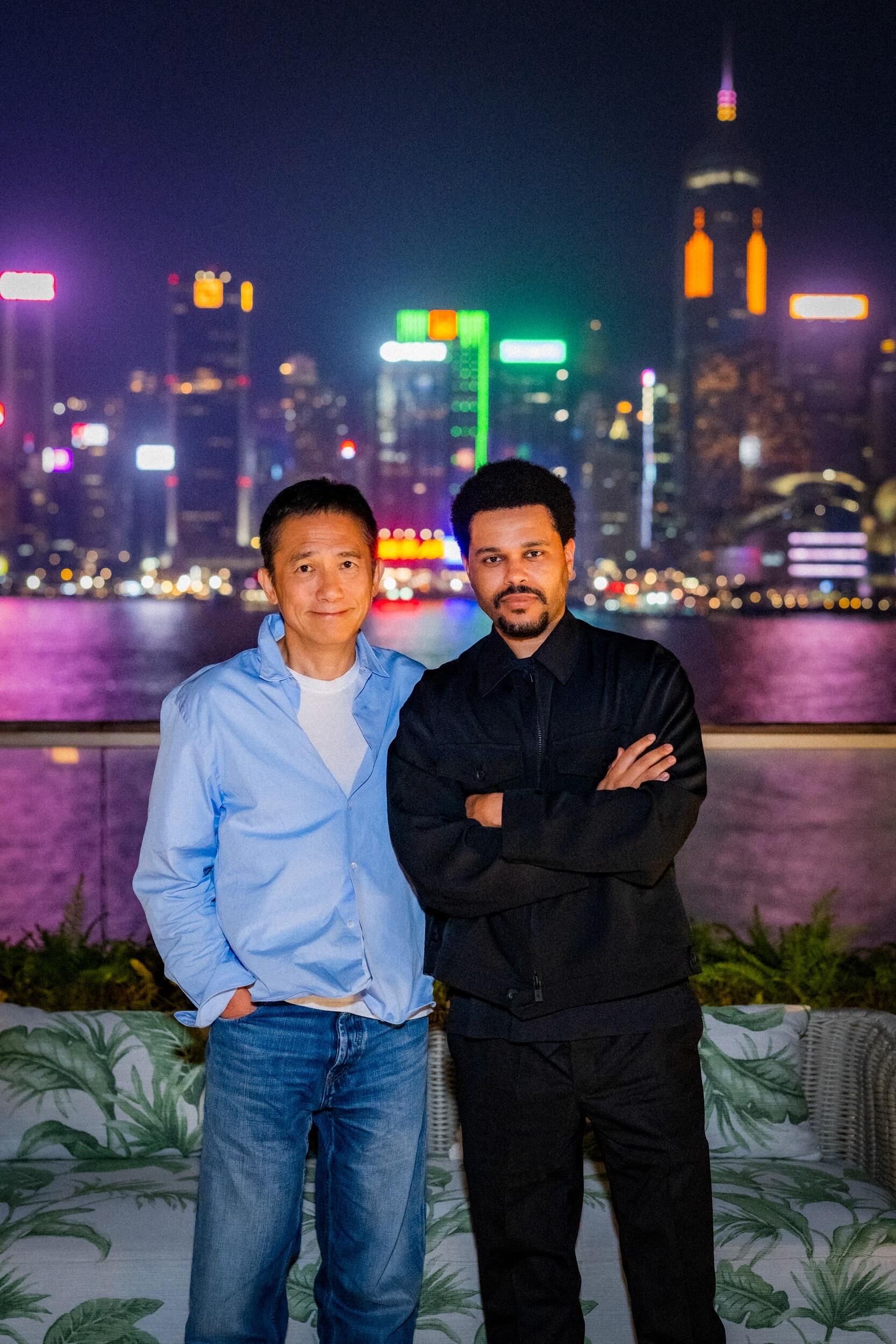 The Weeknd香港与梁朝伟刘嘉玲合影曝光