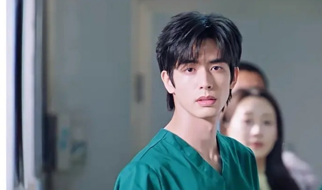 杨洋张凌赫宋威龙林一许凯白敬亭现偶男主比拼