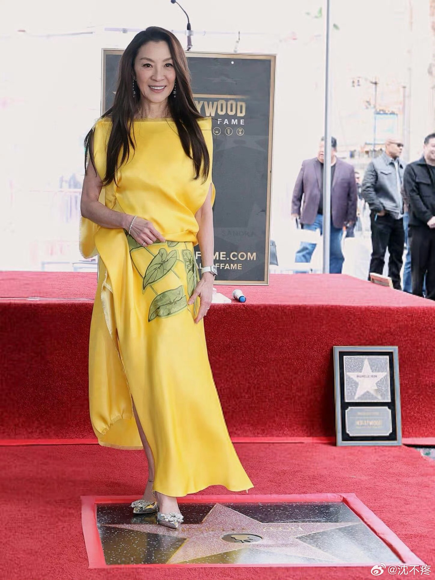 杨紫琼在好莱坞星光大道留星