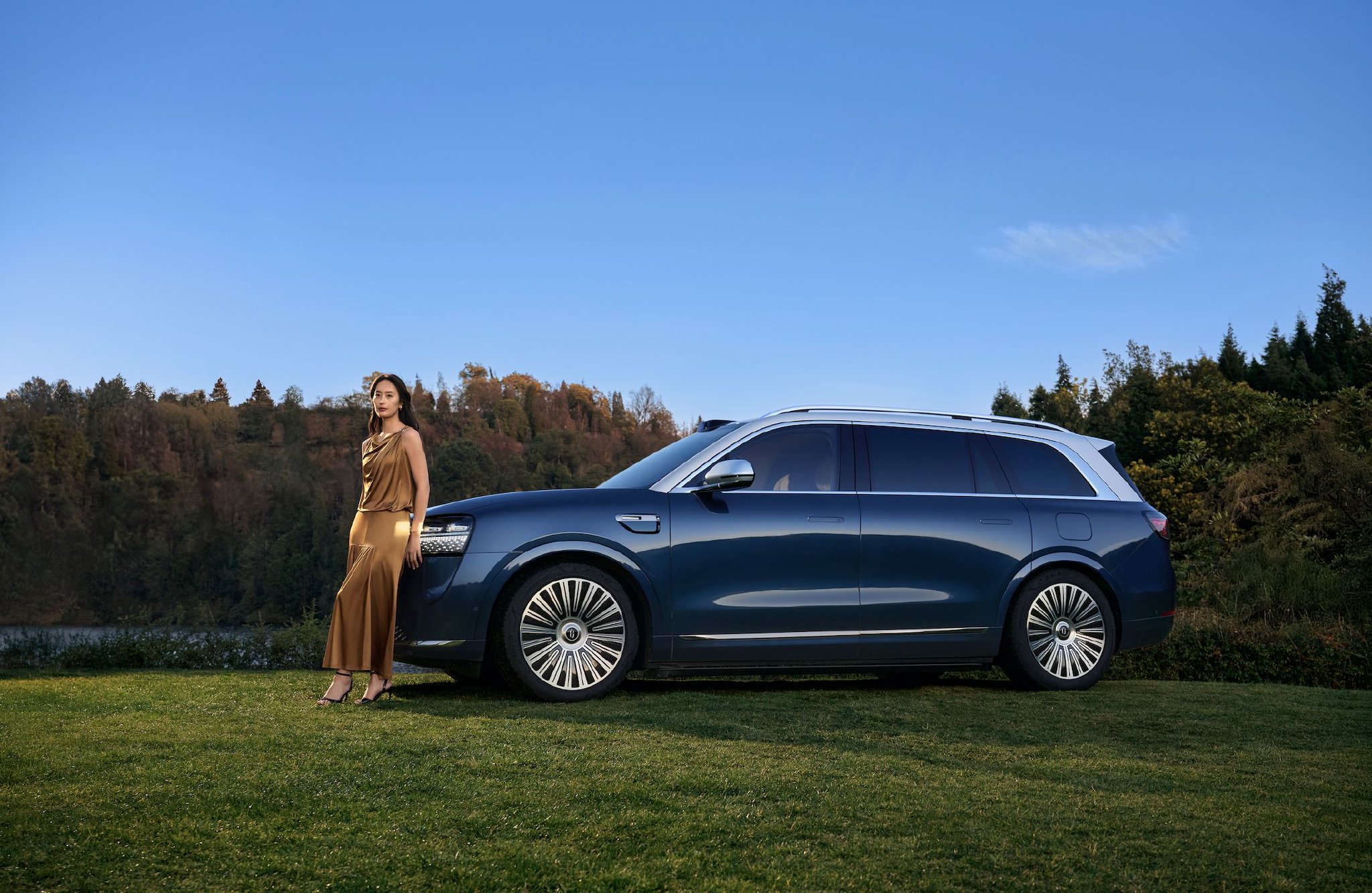 问界M9、M7包揽50万级豪华SUV年度销冠亚军